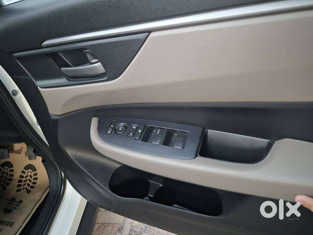 Honda Elevate V Cvt, 2023, Petrol