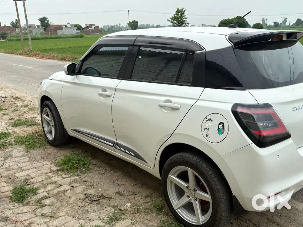 Maruti Suzuki Swift Vxi 2025