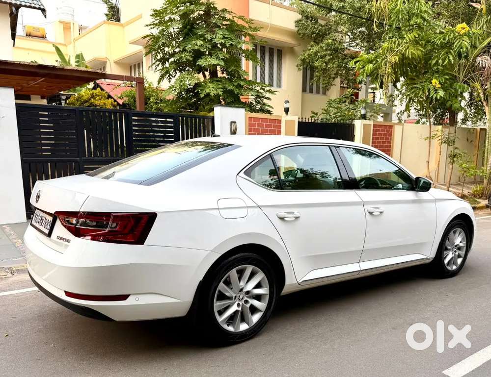 Skoda Superb L&k 2019 Diesel Automatic Single Owner