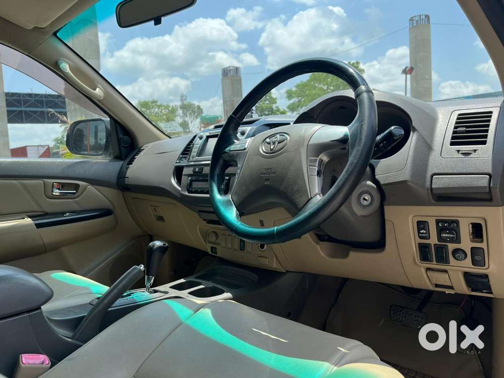 Toyota Fortuner 3.0 4x2 Automatic, 2013, Diesel