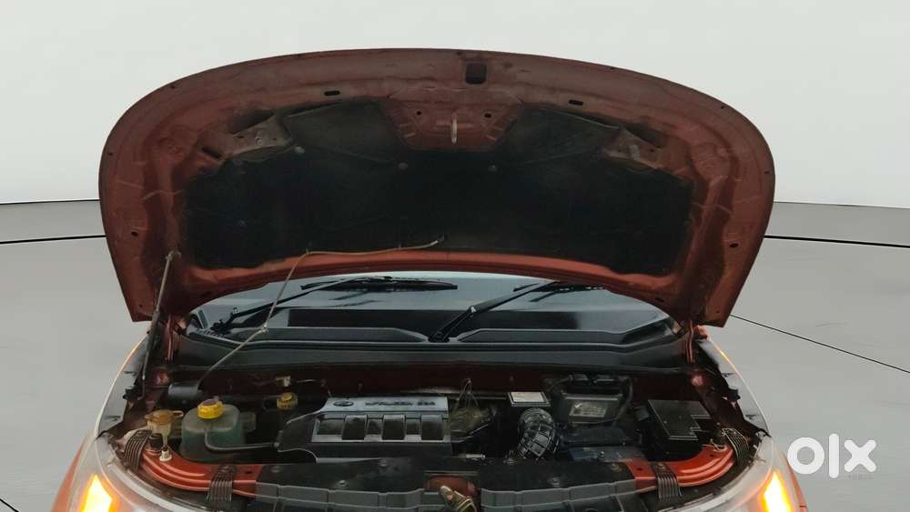 Mahindra Kuv 100 2016-2017 Mfalcon G80 K8, 2017, Petrol