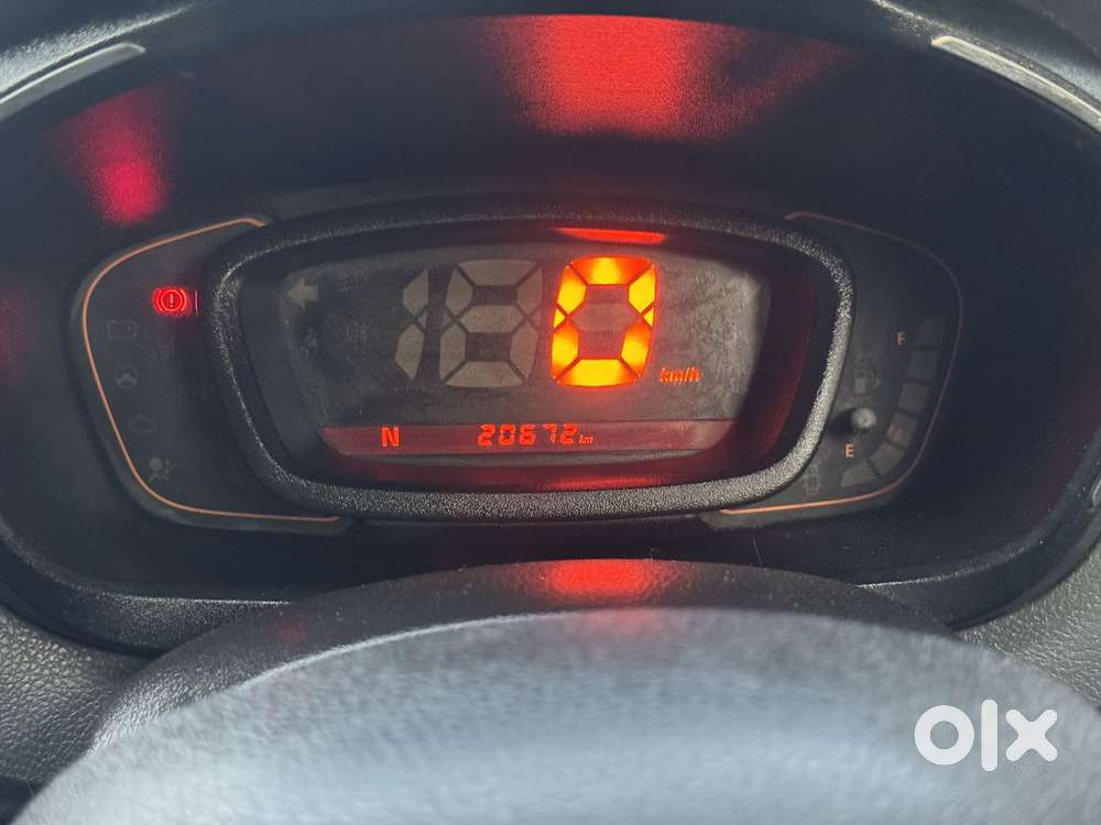 Renault Kwid 1.0 Rxt Amt, 2018, Petrol