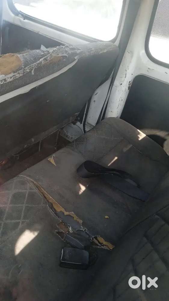 Maruti Suzuki Eeco 2010 गाड़ी फाइनेंसर इसी कंडीशन में देना है लेने वाल
