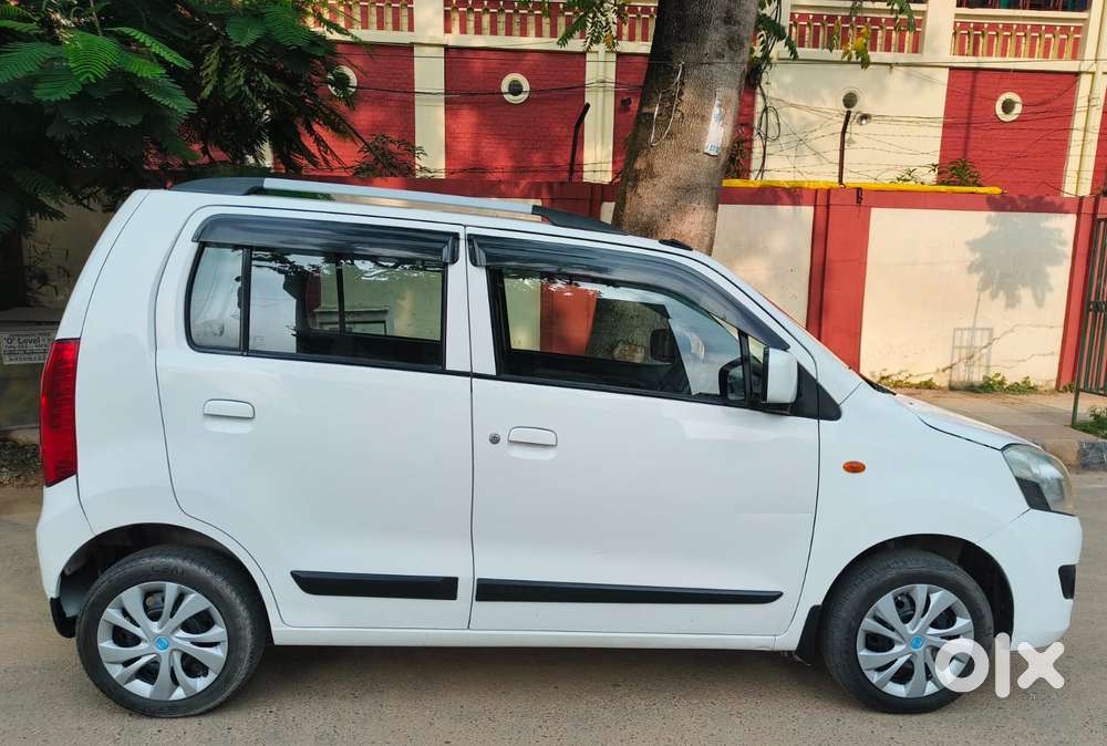 Maruti Suzuki Wagon R Vxi, 2017, Petrol