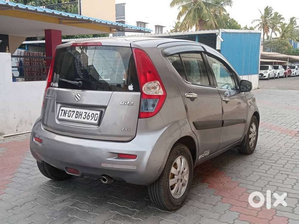 Maruti Suzuki Ritz, 2010, Petrol