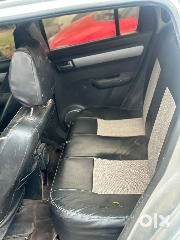 Maruti Suzuki Swift 2007 Petrol + Cng
