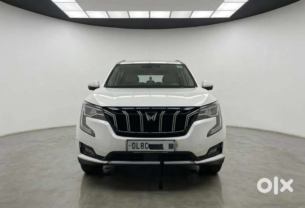 Mahindra Xuv700 2.0 Ax 7 Petrol At Str, 2025, Petrol