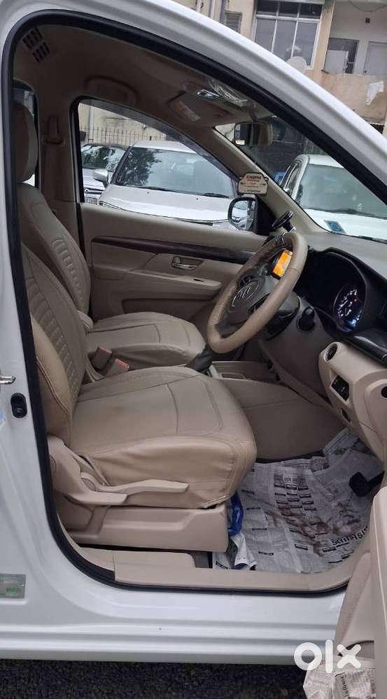 Maruti Suzuki Ertiga Zxi At Shvs, 2024, Petrol