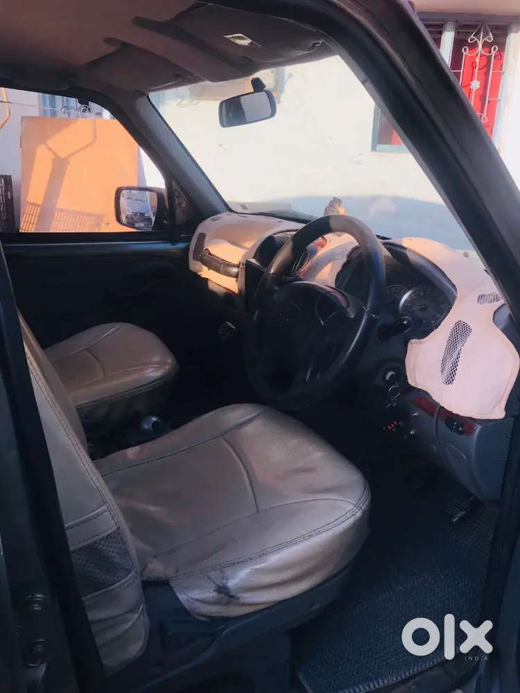 Mahindra Scorpio Classic 2011