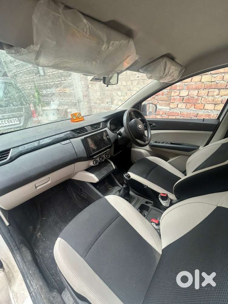 Renault Triber Petrol 2023