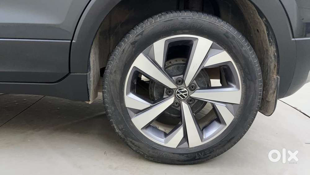 Volkswagen Taigun Topline 1.0 Tsi At (electric Seats), 2023, Petrol