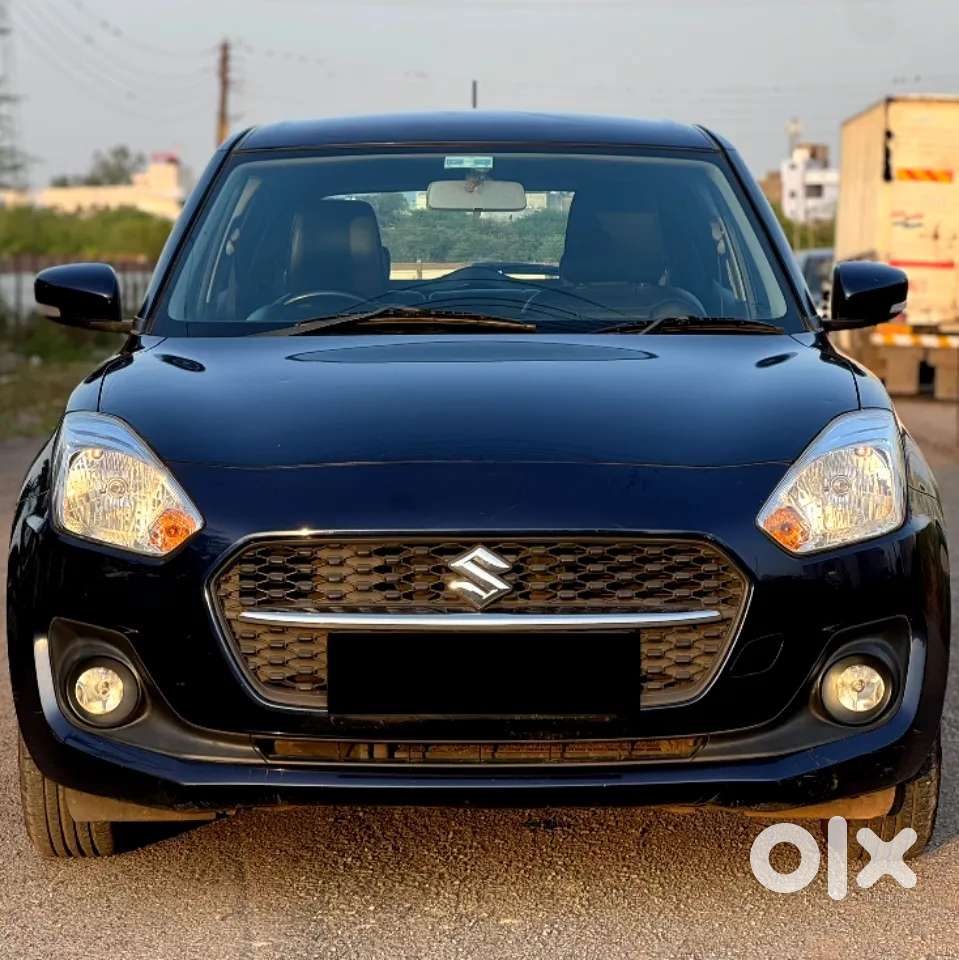 Maruti Suzuki Swift 1.3 Zxi, 2023, Petrol
