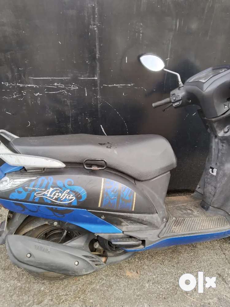 Olx discount yamaha scooty