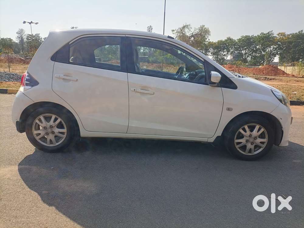 Honda Brio 2011-2013 V Mt, 2011