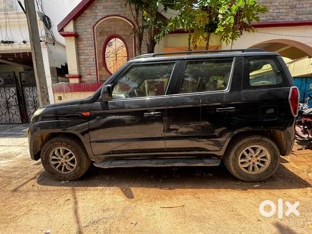 Mahindra Tuv 300 2017