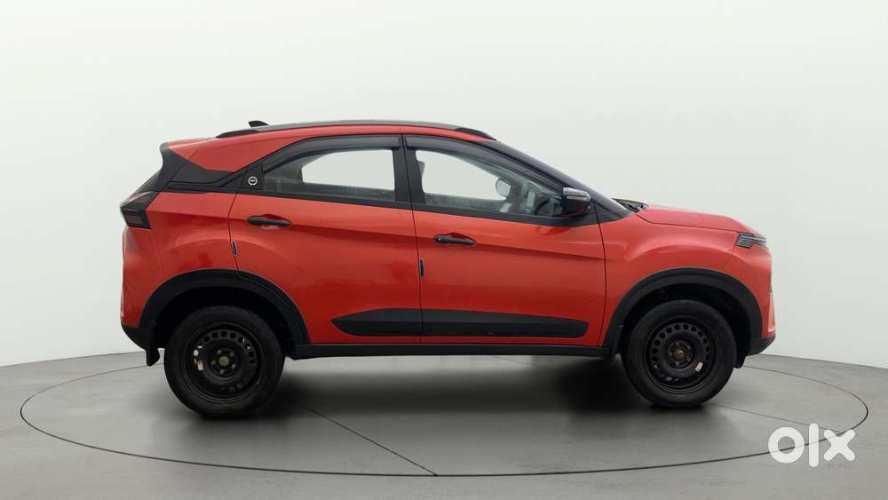 Tata Nexon Pure 1.2 S Revotron Petrol 6 Mt, 2023, Petrol