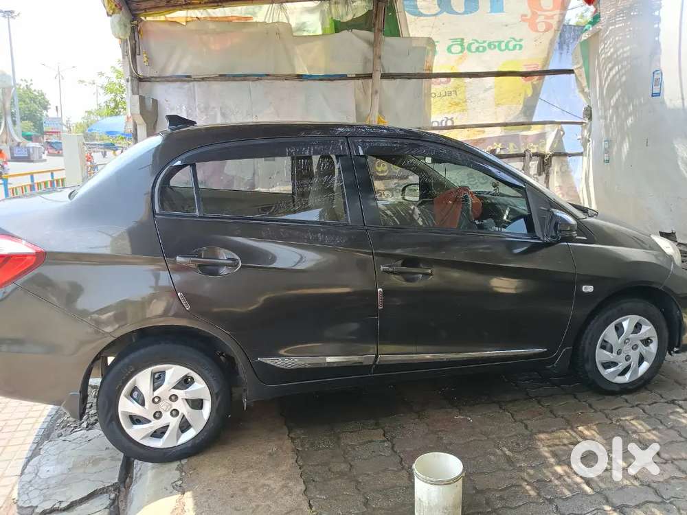 Honda Amaze 2016