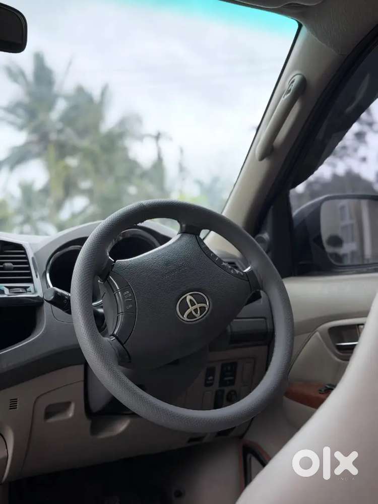 Toyota Fortuner 3.0 2011