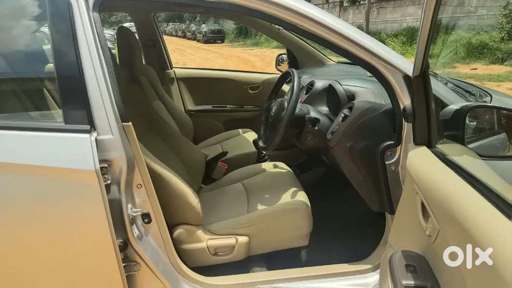 Honda Brio 2013 Mt