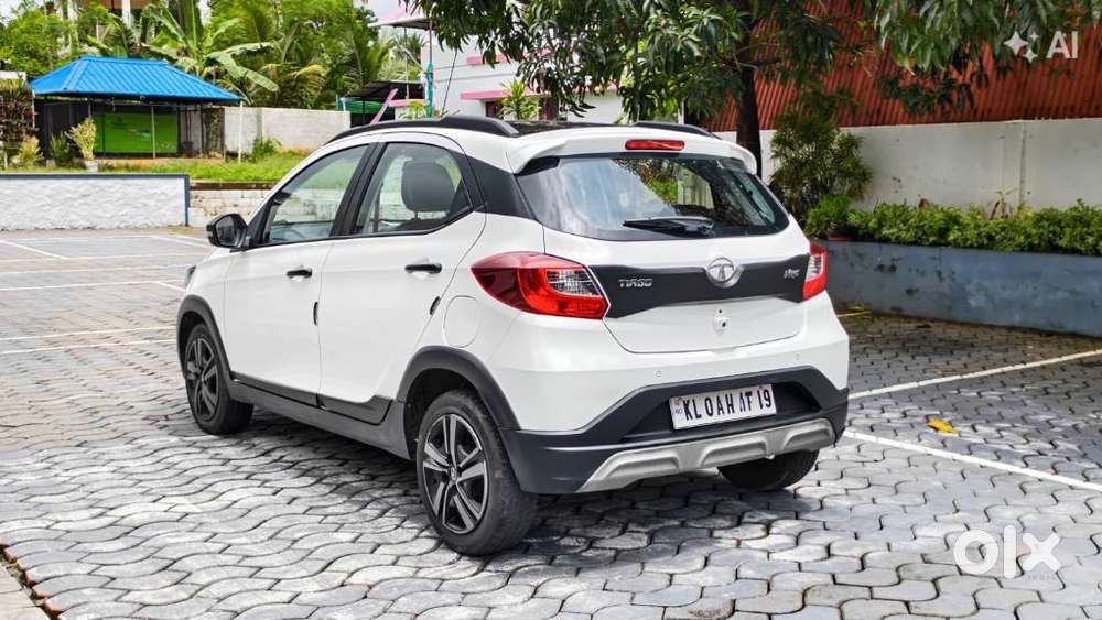 Tata Tiago 1.2 Revotron Xz (o), 2022, Petrol
