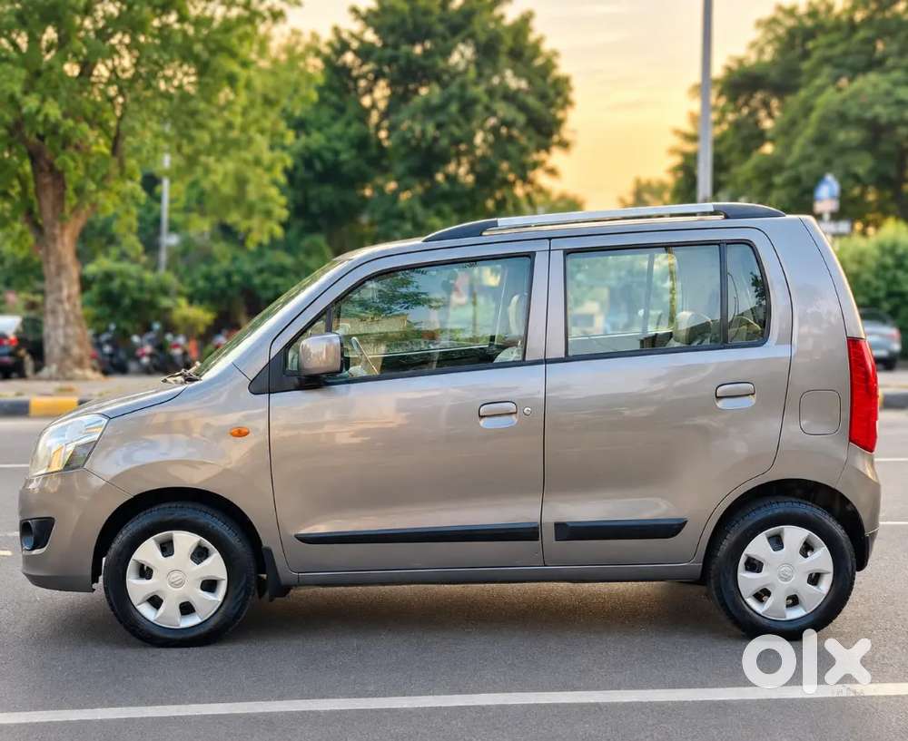 Maruti Suzuki Wagon R  Automatic 2017 Model 1st Owner Good Condition