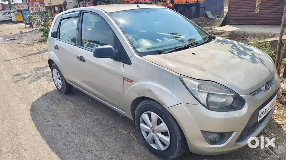Ford Figo 2010 Petrol 60000 Km Driven