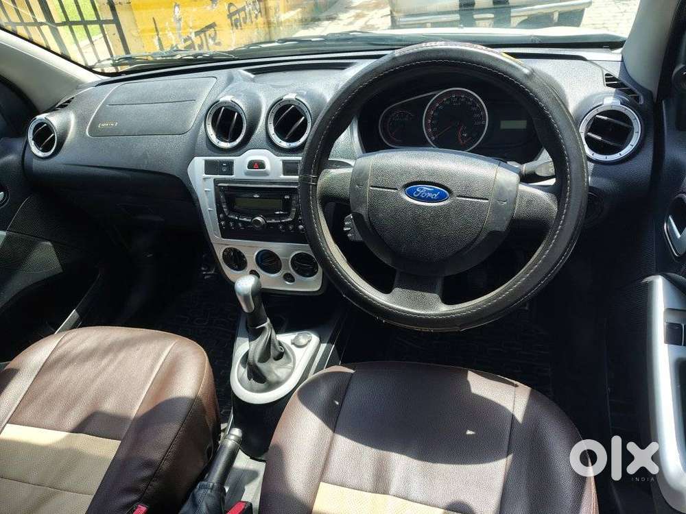 Ford Figo 2012-2015 Diesel Celebration Edition, 2015, Diesel
