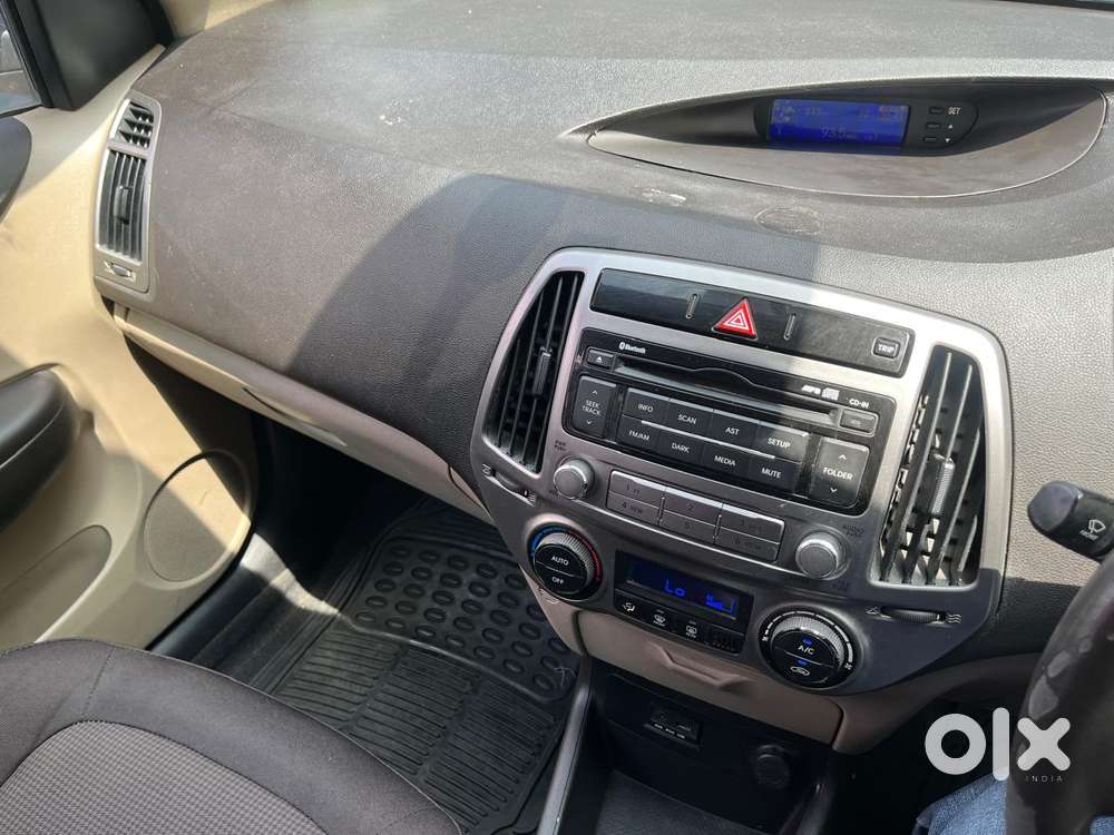 Hyundai I20 Sportz 1.2 Bs-iv, 2013, Petrol