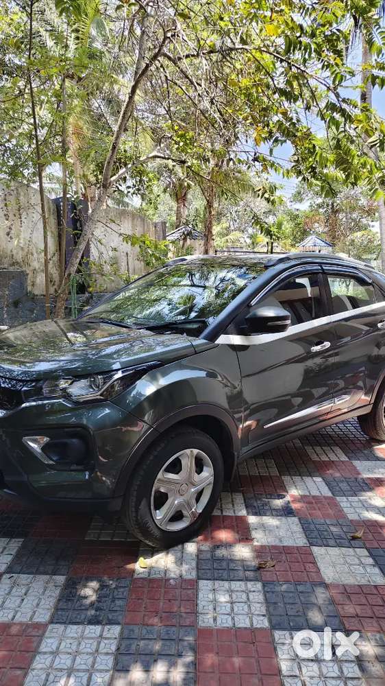 Tata Nexon 2021 Petrol Well Maintained. Only Company Serviced.