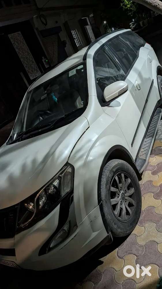 Mahindra Xuv500 2015 Diesel 115000 Km Driven