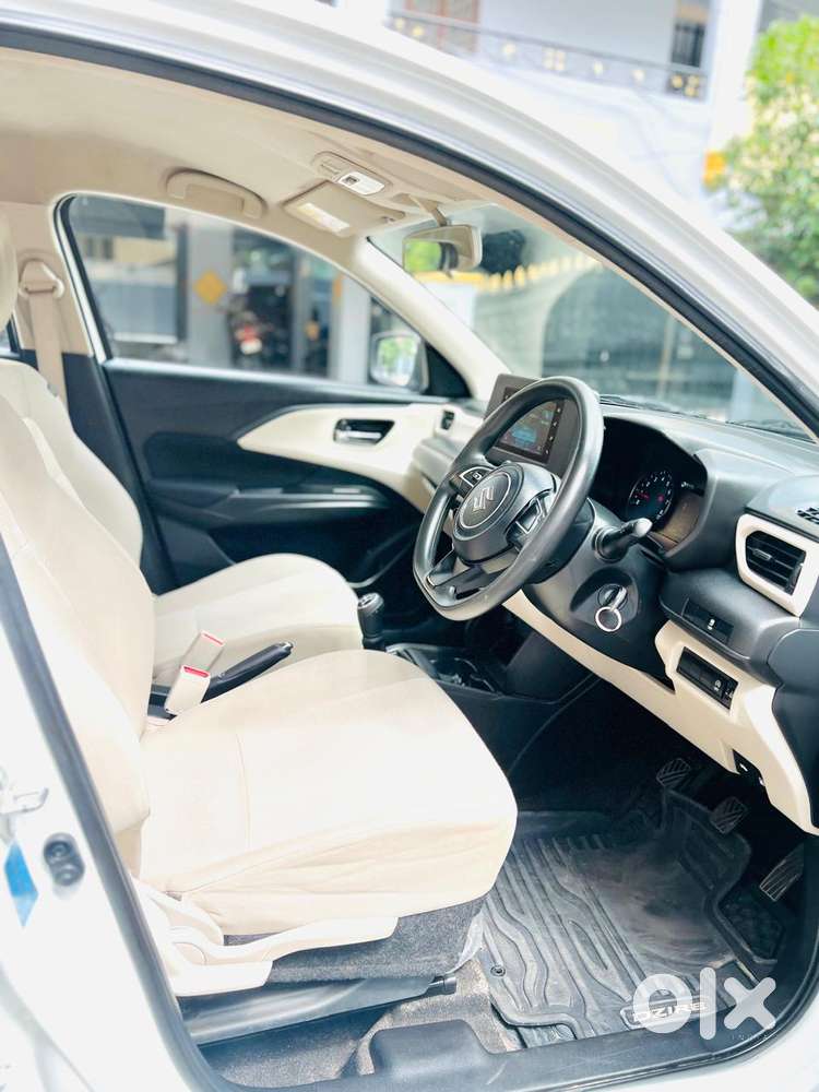 Maruti Suzuki Dzire 1.2 Vxi, 2024, Petrol