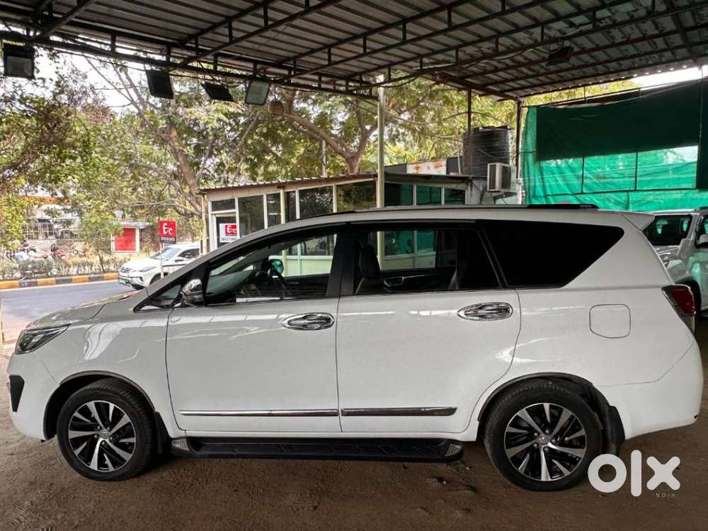 Toyota Innova Crysta 2.4 Z 7 Str, 2022, Diesel