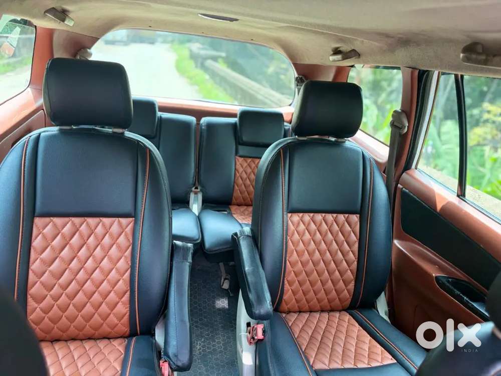 Toyota Innova 2010