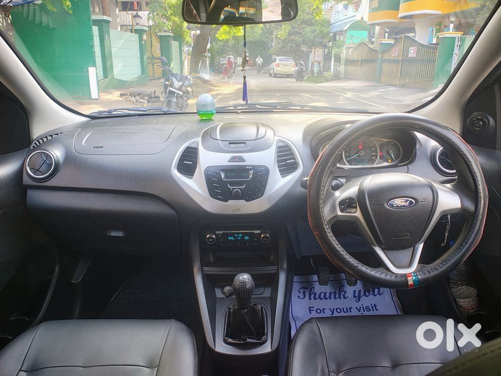 Ford Figo Titanium Petrol 2017