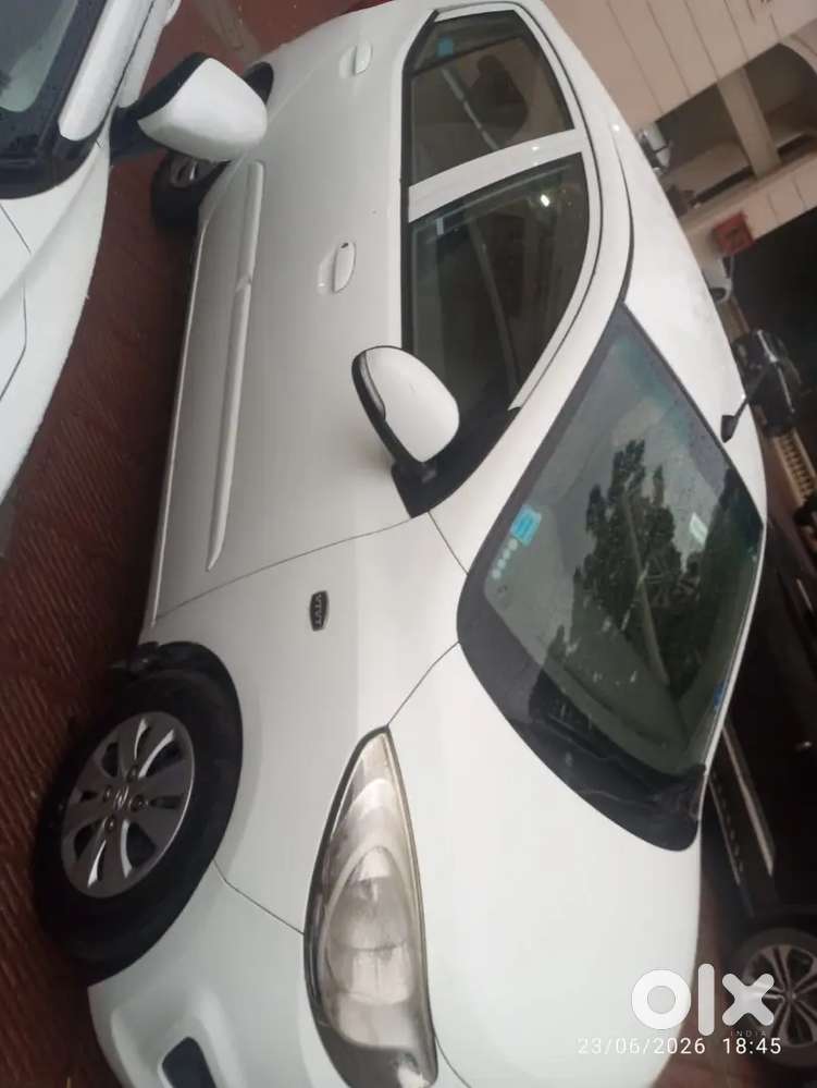 Hyundai I10 Sportz 2011