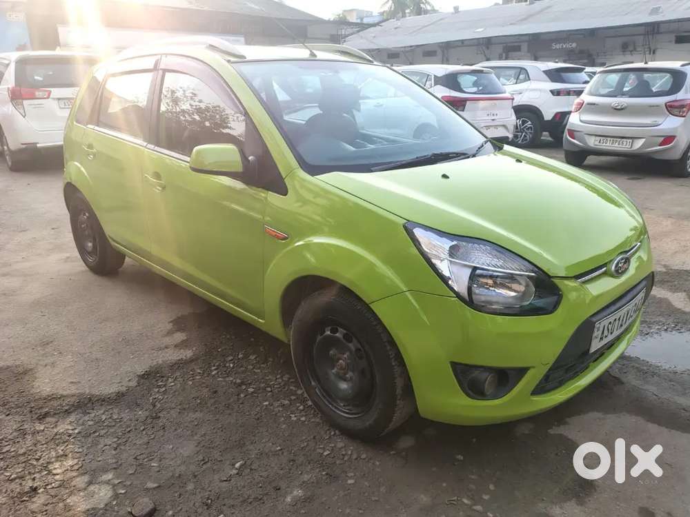 Ford Figo Zxi Petrol 2011