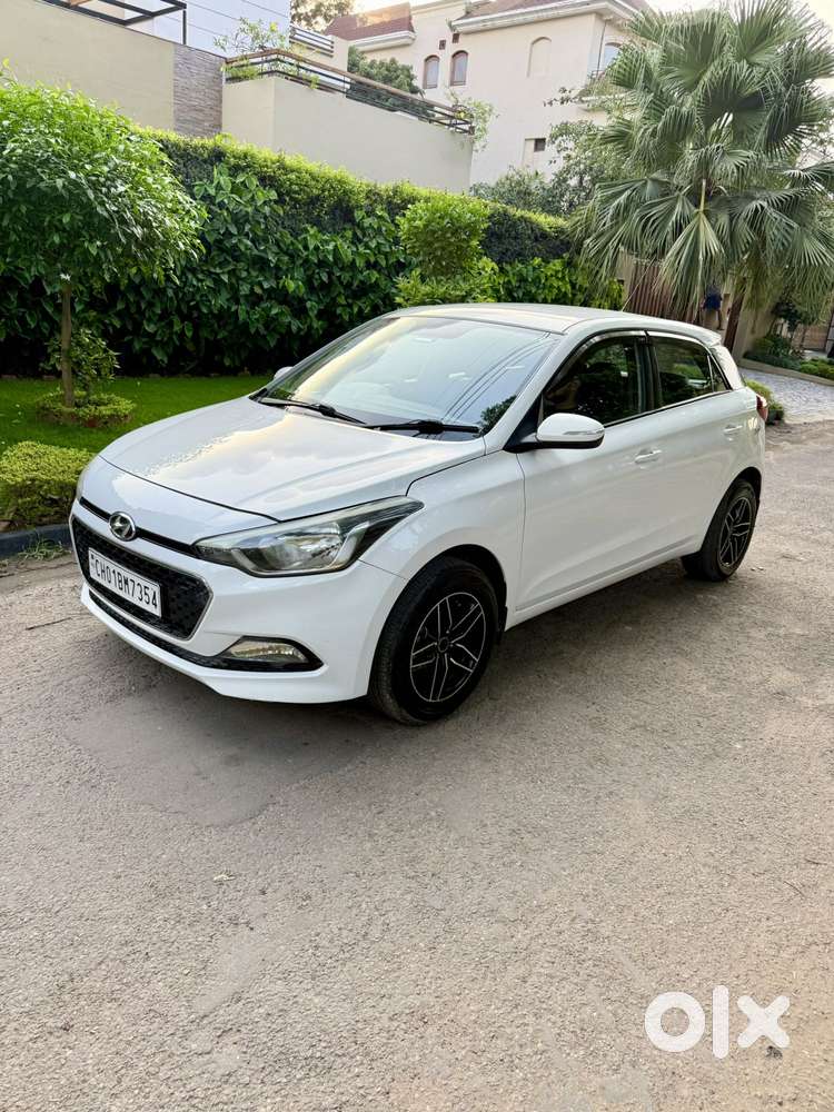 Hyundai I20 Sportz 1.2 Bs-iv, 2017, Petrol