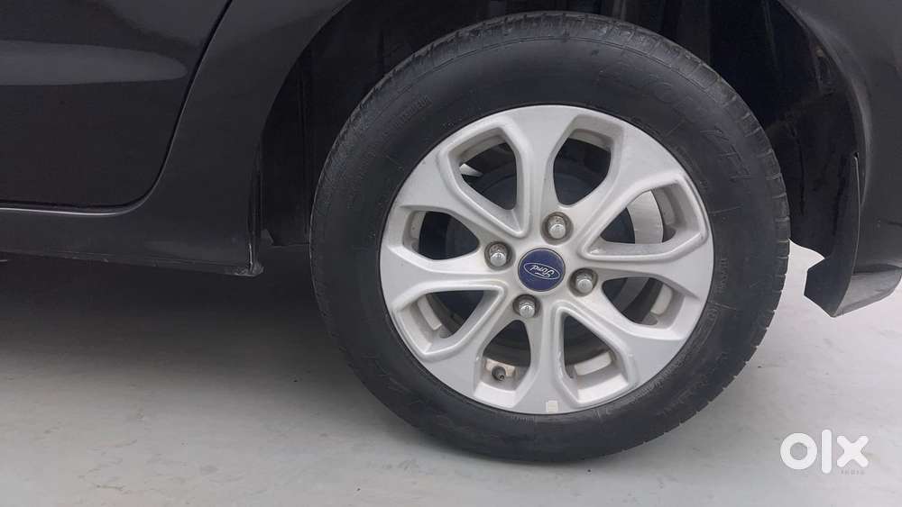 Ford Figo Aspire Titanium, 2016, Petrol