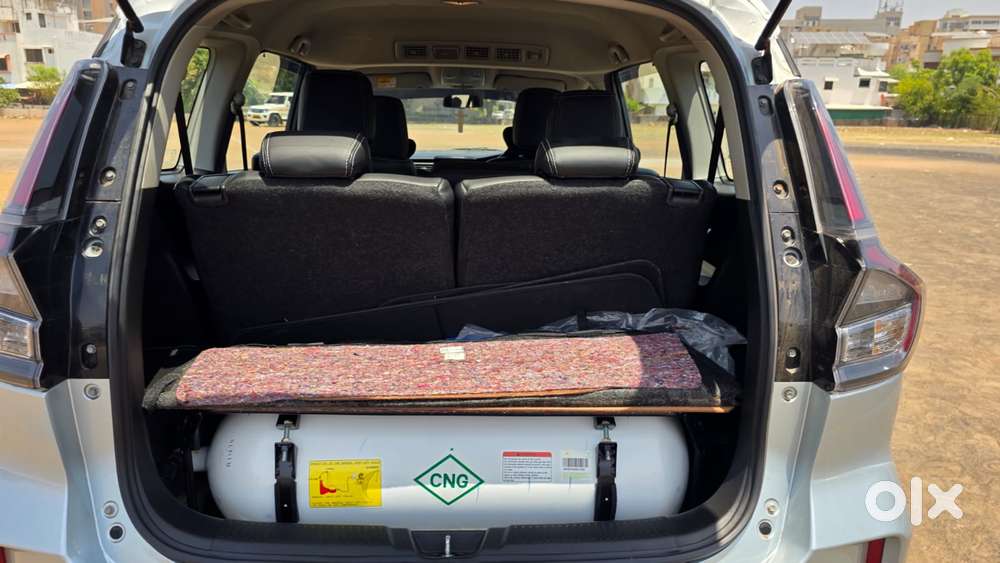 Maruti Suzuki Xl6 1.5 Zeta Mt, 2025, Cng & Hybrids