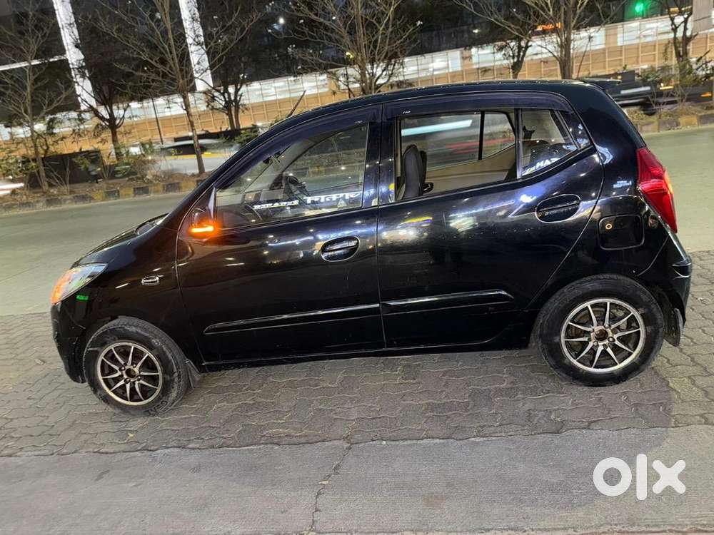 Hyundai I10 Asta Auto Sunroof 2011 Dec Model 1 St Owner