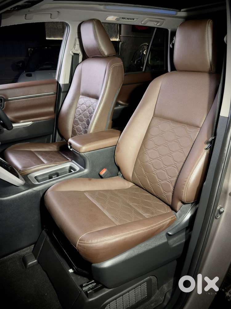 Toyota Innova Hycross 2.0 Zx (o) Hybrid 7 Str, 2023, Petrol