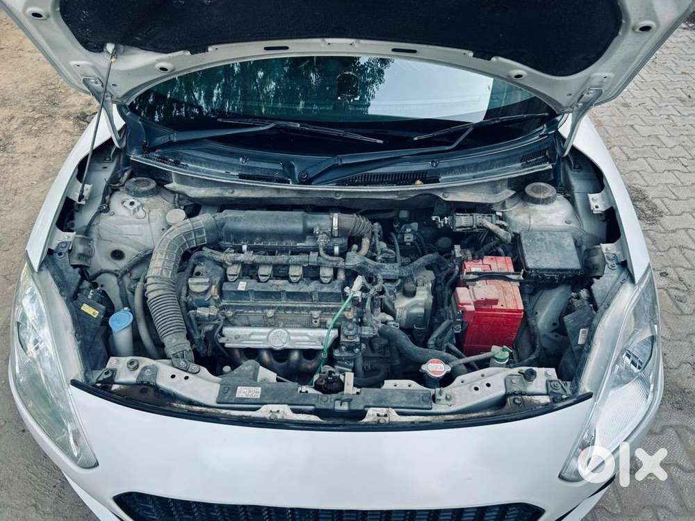 Maruti Suzuki Swift 2023 Petrol Well Maintained