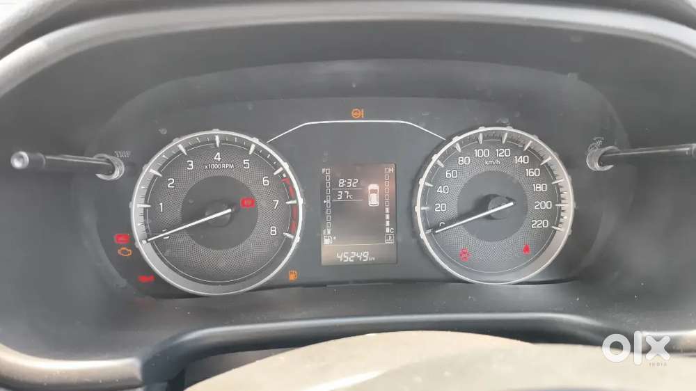 Maruti Suzuki Brezza 2023 Petrol 45250 Km Driven