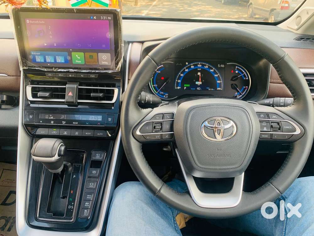 Toyota Innova Hycross 2.0 Zx (o) Hybrid 7 Str, 2025, Electric