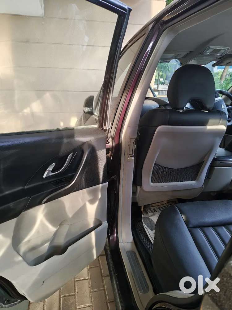 Mahindra Xuv500 Diesel 2017 W6