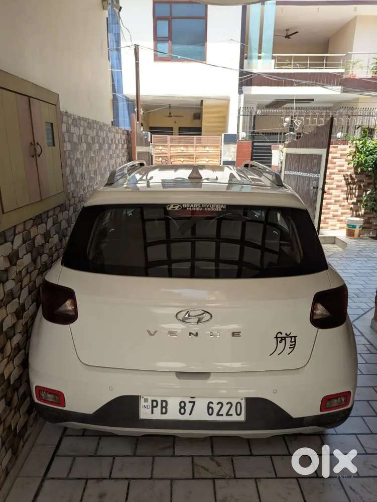 Hyundai Venue Almost New Condition