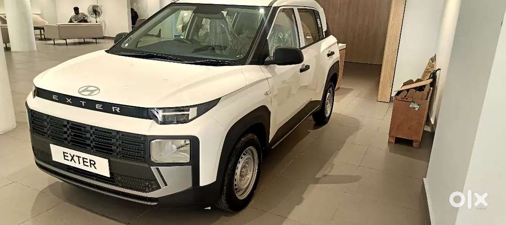 Hyundayi Showroom Car