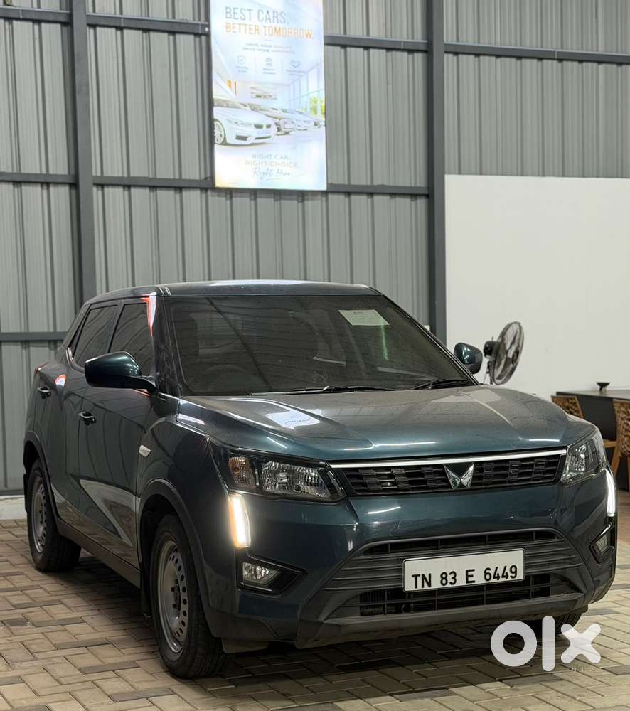 Mahindra Xuv300 W6, 2023, Petrol