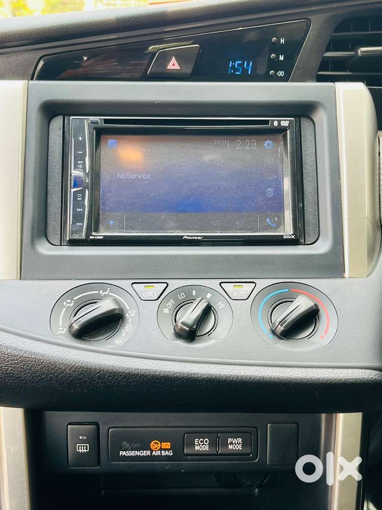 Toyota Innova Crysta 2.7 Gx At 8s, 2018, Petrol