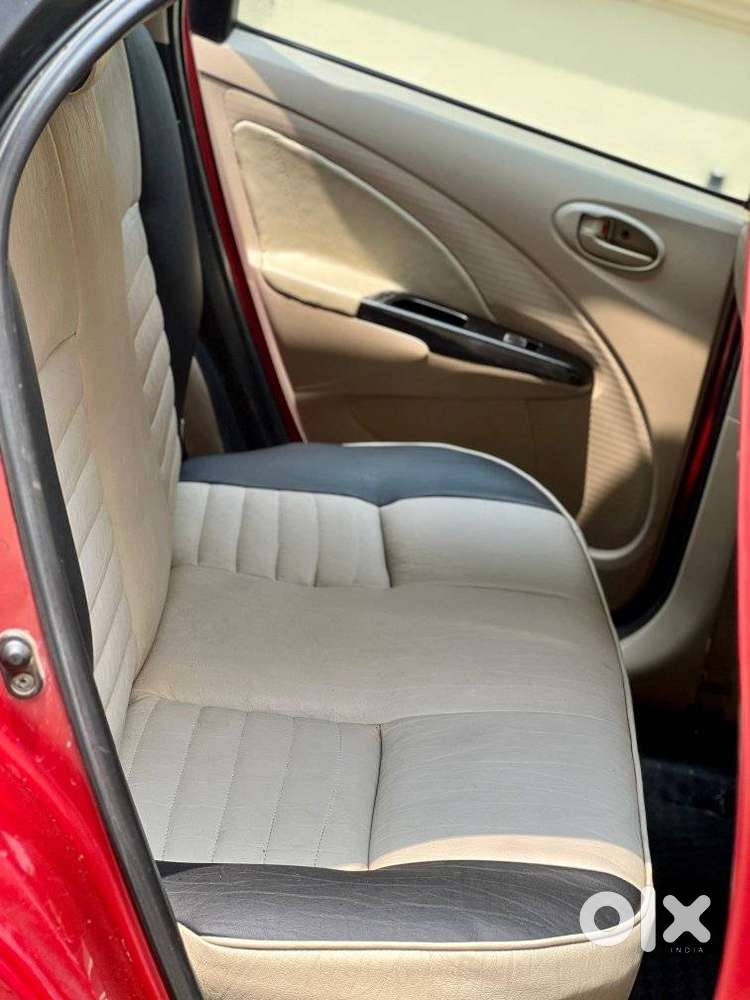 Toyota Etios Liva 1.4 Vxd Dual Tone, 2017, Diesel